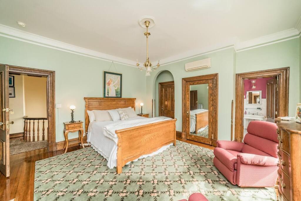 Peaceful Easy Feelings - King Sized Bed - Sleeps 2 Lynchburg Exterior foto