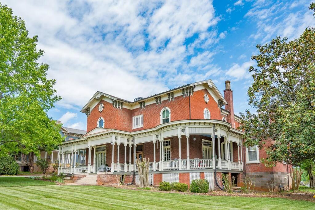 Peaceful Easy Feelings - King Sized Bed - Sleeps 2 Lynchburg Exterior foto